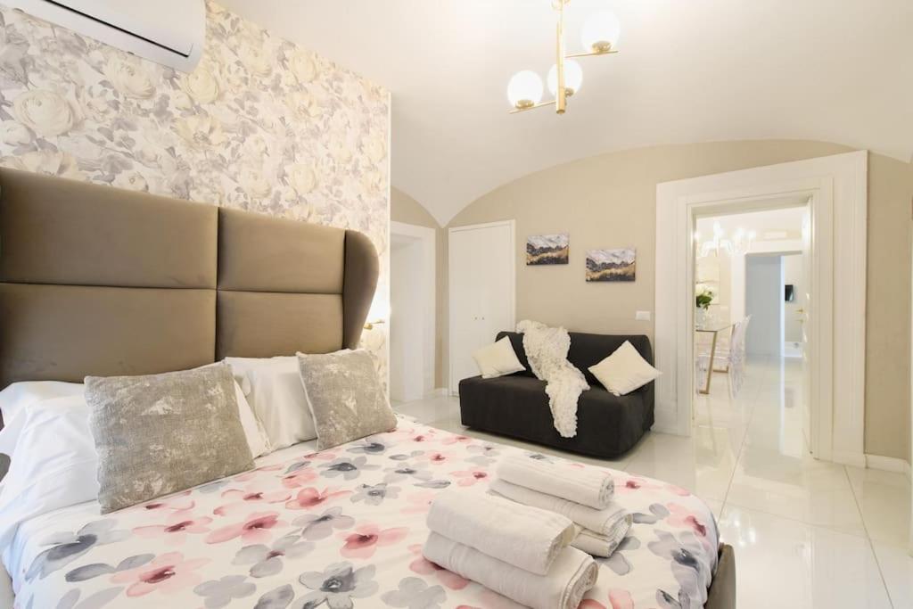 נאפולי Gran Maison Toledo מראה חיצוני תמונה