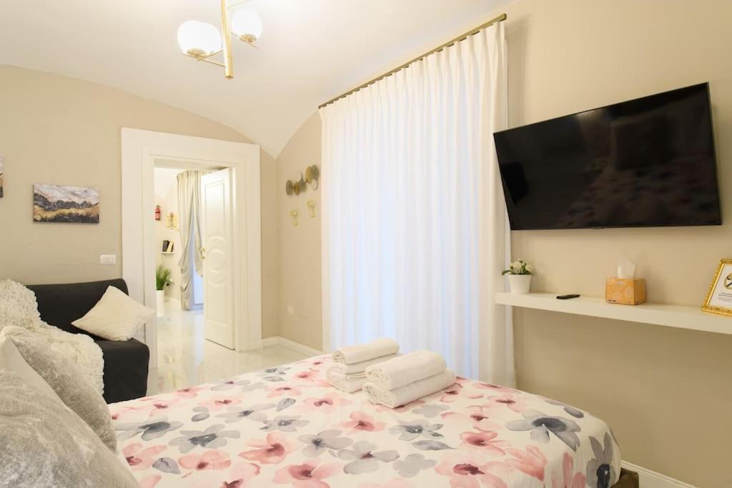 נאפולי Gran Maison Toledo מראה חיצוני תמונה