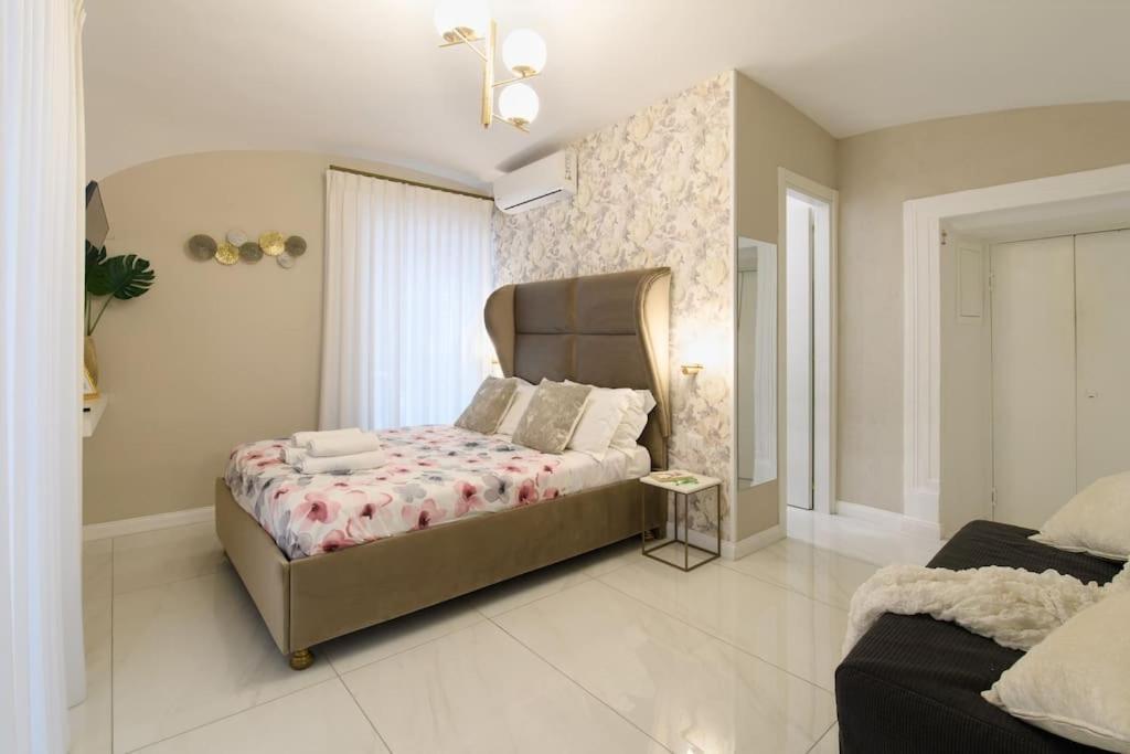 נאפולי Gran Maison Toledo מראה חיצוני תמונה